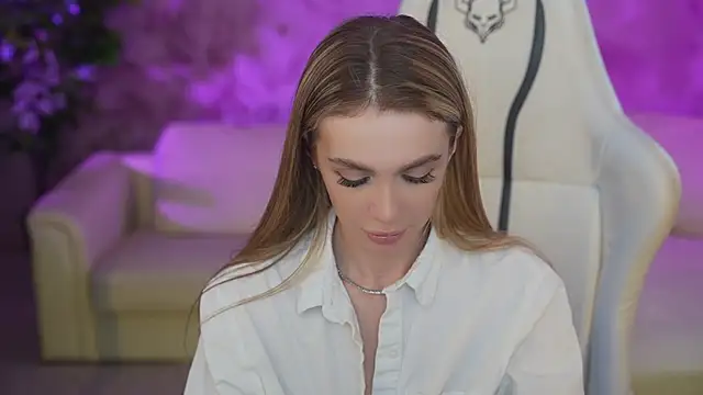 Snapshot of Anabelka054 chatting on 02-17-25, 02:26 Anabelka054 online show from 02-17-25, 02:26