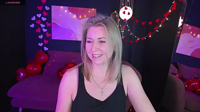 Annie Light online show from 02-15-25, 12:11