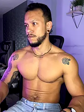 ARON TAYLER01 online show from 10-21-25, 10:38