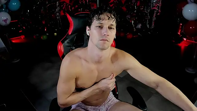 Snapshot of dirty-boss chatting on 11-08-25, 09:31 dirty-boss online show from 11-08-25, 09:31