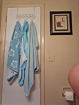 Snapshot of MrBiggBallz chatting on 01-24-25, 09:05 MrBiggBallz online show from 01-24-25, 09:05