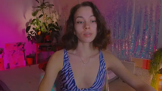 Snapshot of poli__ chatting on 01-03-25, 01:16 poli   online show from 01-03-25, 01:16