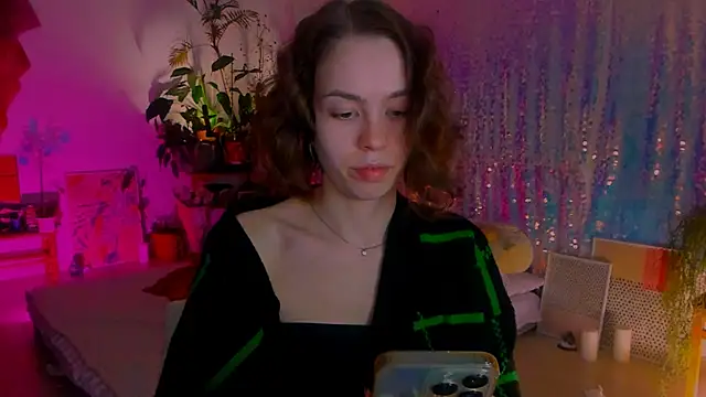 Snapshot of poli__ chatting on 01-22-25, 07:24 poli   online show from 01-22-25, 07:24