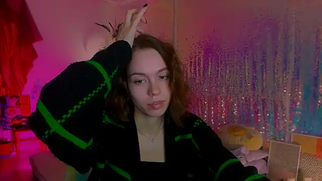 Snapshot of poli__ chatting on 01-22-25, 10:26 poli   online show from 01-22-25, 10:26