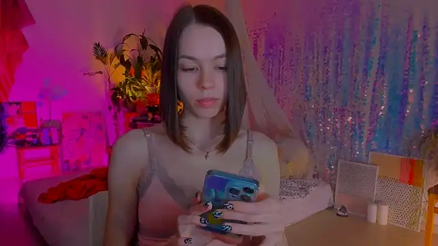 Snapshot of poli__ chatting on 03-12-25, 10:28 poli   online show from 03-12-25, 10:28