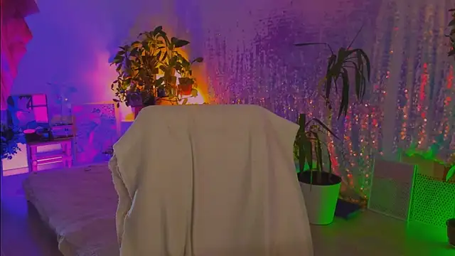 poli   online show from 03-22-26, 12:19