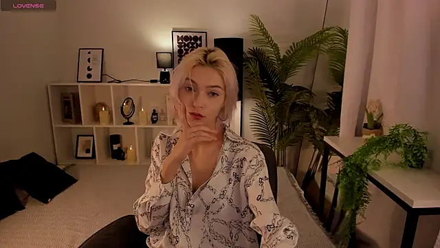 AlysiaSun online show from 09-15-25, 01:55