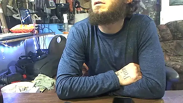 Snapshot of CloudDadddyyy420 chatting on 10-19-25, 01:34 CloudDadddyyy420 online show from 10-19-25, 01:34