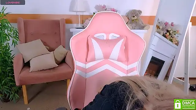 Grace and  Jacob online show from 10-21-25, 12:50