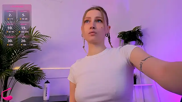 Jess Anders  online show from 11-26-25, 06:25