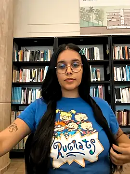 Snapshot of Annya-sweet chatting on 10-02-25, 06:48 Annya-sweet online show from 10-02-25, 06:48
