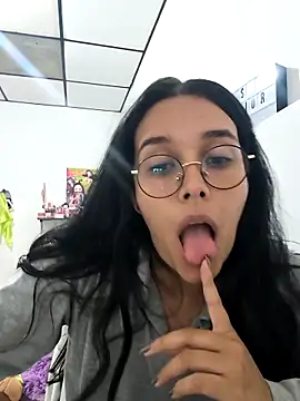 Annya-sweet online show from 10-23-25, 02:33