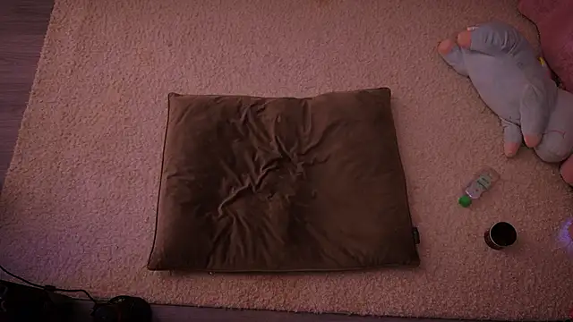 Redhead Shark new online show from 02-16-26, 01:18