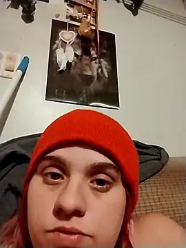 Lucifinakitten online show from 10-21-25, 08:48