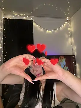 Snapshot of salome_polaniiee chatting on 02-21-25, 04:40 salome polaniiee online show from 02-21-25, 04:40