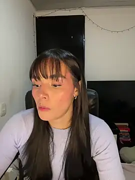 Snapshot of salome_polaniiee chatting on 02-22-25, 04:40 salome polaniiee online show from 02-22-25, 04:40