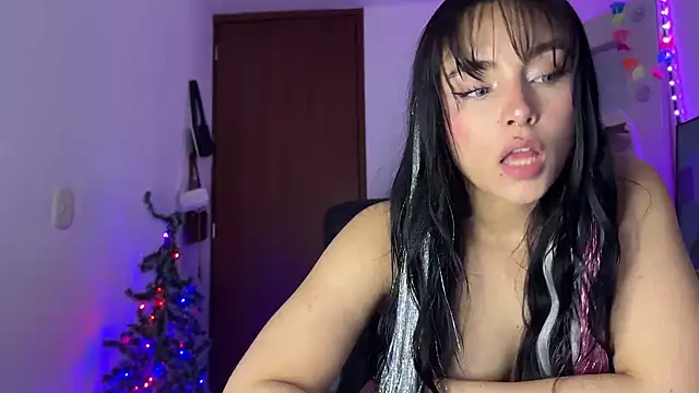 salome polaniiee online show from 12-21-25, 07:26