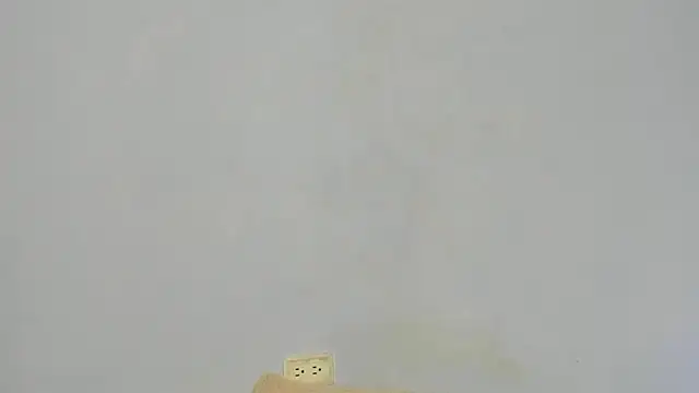 Snapshot of chloe_ebony_ chatting on 02-16-25, 01:58 chloe ebony online show from 02-16-25, 01:58