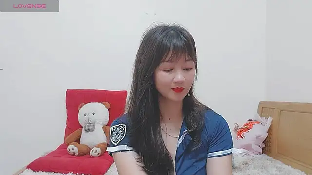 Holygirlsweet777 online show from 03-02-25, 01:47