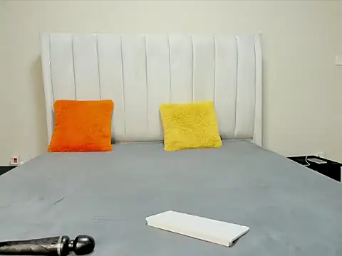  heavenlysent online show from 12-23-25, 03:26