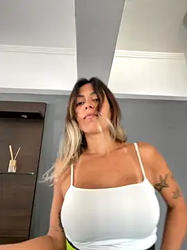 Gipoltergeist online show from 10-25-25, 01:07