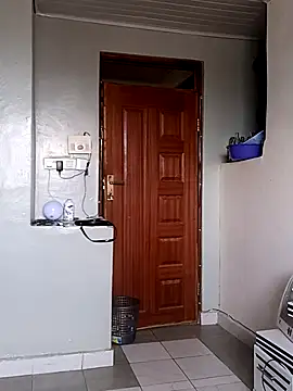 Prettybecs online show from 11-02-25, 07:00