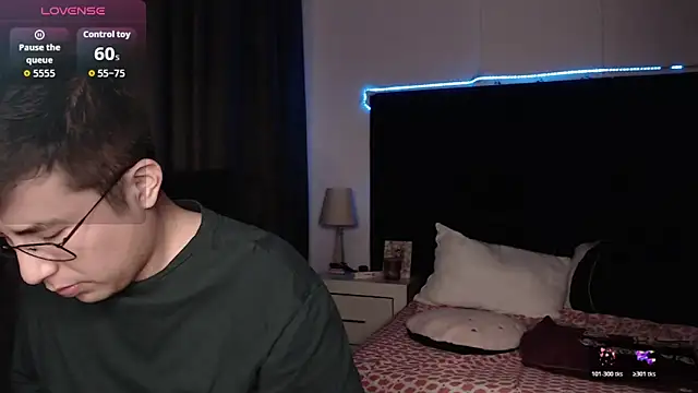 andrewmhilton  online show from 02-15-26, 06:32