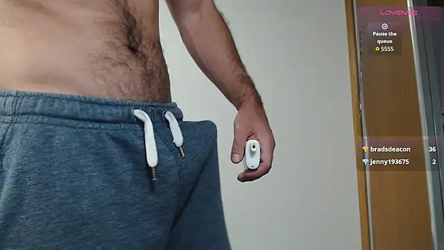 cutehairymacho online show from 10-15-25, 10:48