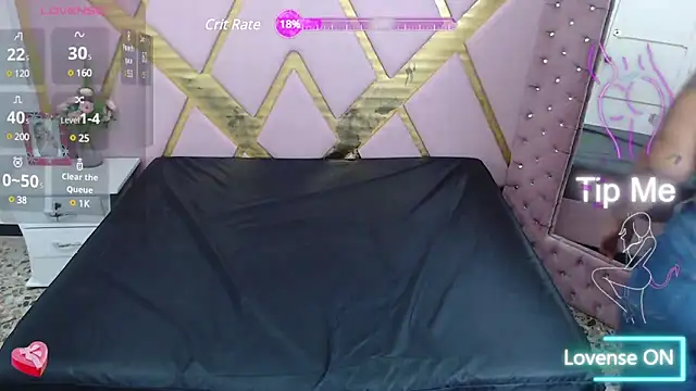 Snapshot of ChloexBigAss chatting on 03-19-25, 08:11 ChloexBigAss online show from 03-19-25, 08:11