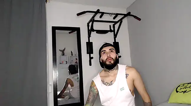 Snapshot of transgenderboy chatting on 02-24-25, 12:41 transgenderboy online show from 02-24-25, 12:41