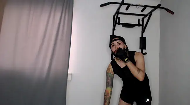 Snapshot of transgenderboy chatting on 03-09-25, 05:28 transgenderboy online show from 03-09-25, 05:28