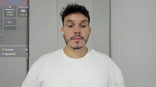 Snapshot of alejandro_stark chatting on 10-08-25, 05:49 alejandro stark online show from 10-08-25, 05:49