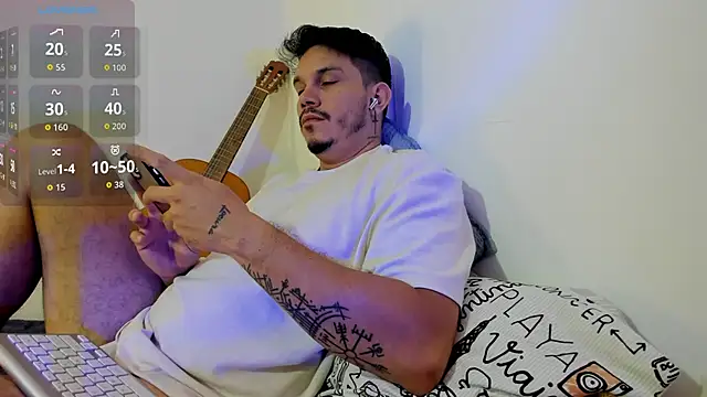 Snapshot of alejandro_stark chatting on 01-11-26, 09:25 alejandro stark online show from 01-11-26, 09:25