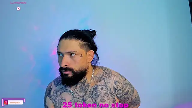 Snapshot of 1ammyryan chatting on 10-13-25, 03:17 1ammyryan online show from 10-13-25, 03:17