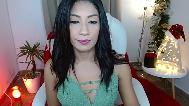 sofia perez    online show from 12-16-24, 10:56