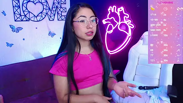 Snapshot of demyanderson_ chatting on 02-20-25, 02:18 demyanderson online show from 02-20-25, 02:18