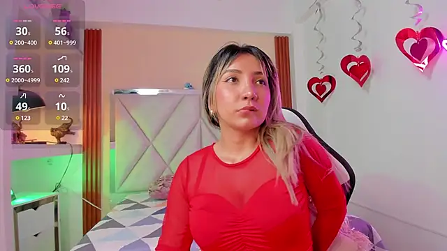 Snapshot of Happy_tits chatting on 02-04-25, 07:11 Happy tits online show from 02-04-25, 07:11