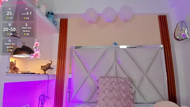 Snapshot of Happy_tits chatting on 02-27-25, 09:58 Happy tits online show from 02-27-25, 09:58