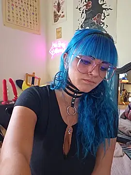 Snapshot of anyalikestosuck chatting on 10-08-25, 06:16 anyalikestosuck online show from 10-08-25, 06:16