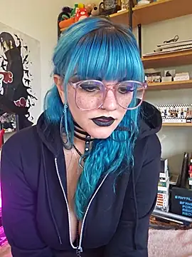 Snapshot of anyalikestosuck chatting on 11-10-25, 08:19 anyalikestosuck online show from 11-10-25, 08:19