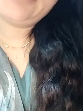 Snapshot of Doll_Nepali chatting on 11-06-25, 04:02 Doll Nepali online show from 11-06-25, 04:02