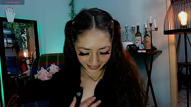 VickyJackson  online show from 01-30-25, 04:34