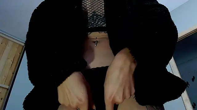 VickyJackson  online show from 02-25-25, 07:58