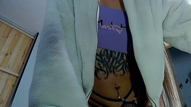 VickyJackson  online show from 03-08-25, 05:11