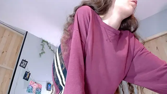 VickyJackson  online show from 09-19-25, 04:07