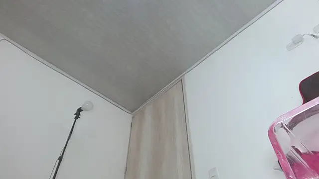 sammyEvans   online show from 03-16-25, 08:11