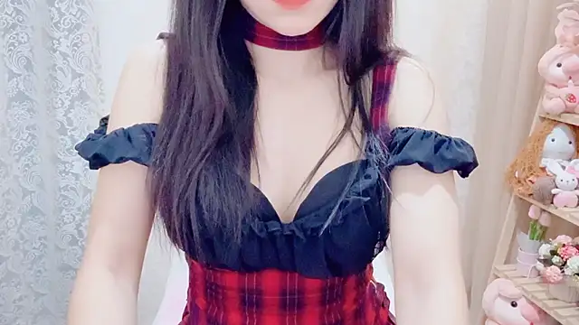 Snapshot of Rellababyy chatting on 11-08-25, 01:33 Rellababyy online show from 11-08-25, 01:33