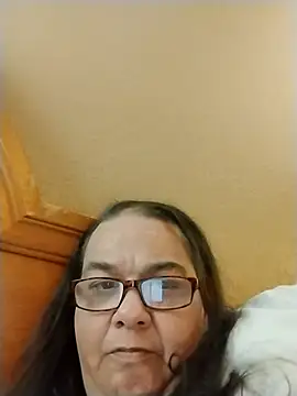 Snapshot of CumswallowinTiff chatting on 11-01-25, 05:53 CumswallowinTiff online show from 11-01-25, 05:53