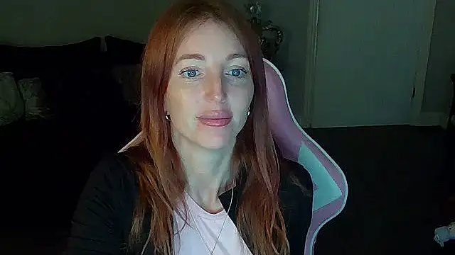 Red firesquirt online show from 02-03-26, 03:06