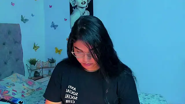mabellfox online show from 12-10-24, 04:06